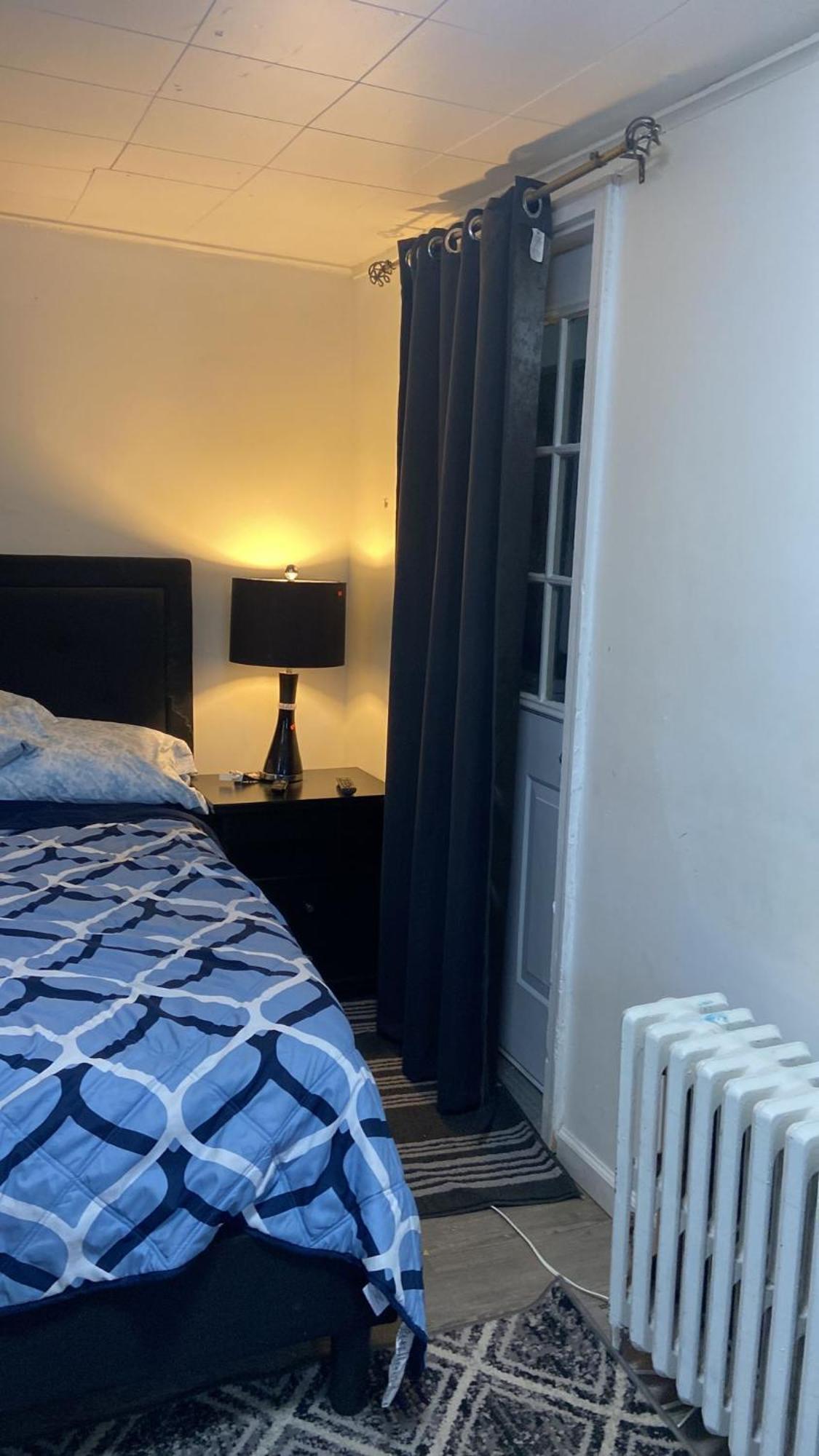 Cozzy Room With Private Entrance And Drive Way Нью-Йорк Экстерьер фото